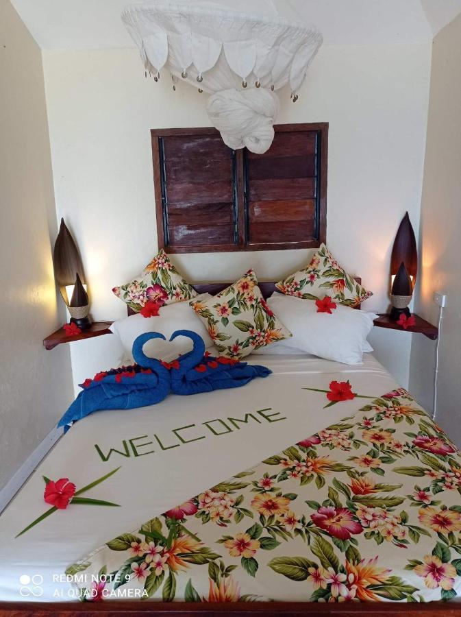 Blue Bay Resort พอร์ตวิลา ภายนอก รูปภาพ