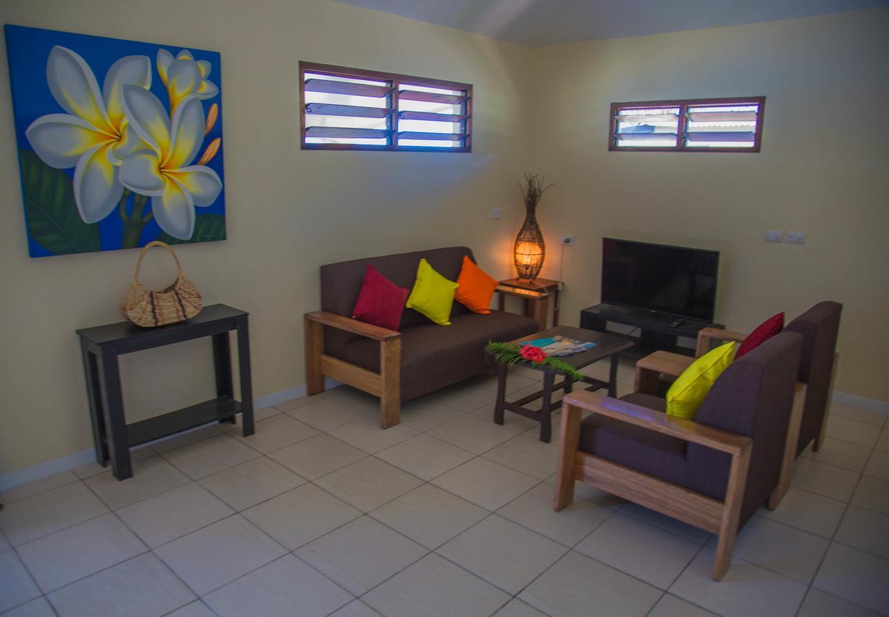 Blue Bay Resort พอร์ตวิลา ภายนอก รูปภาพ